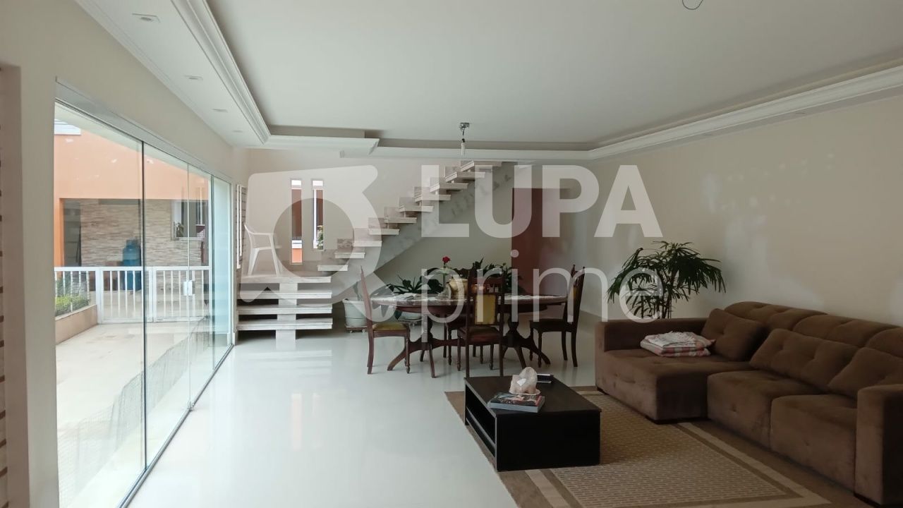 casa-assobradada-venda-sao-paulo-santa-teresinha-4dormitorios-4suites-10vagas-514m2-LS38651