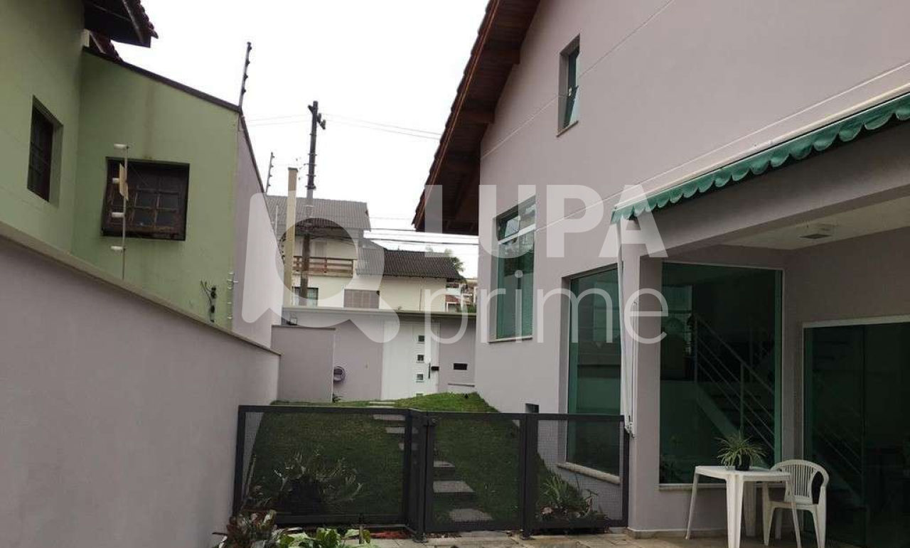 Casa, 4 quartos, 380 m² - Foto 4