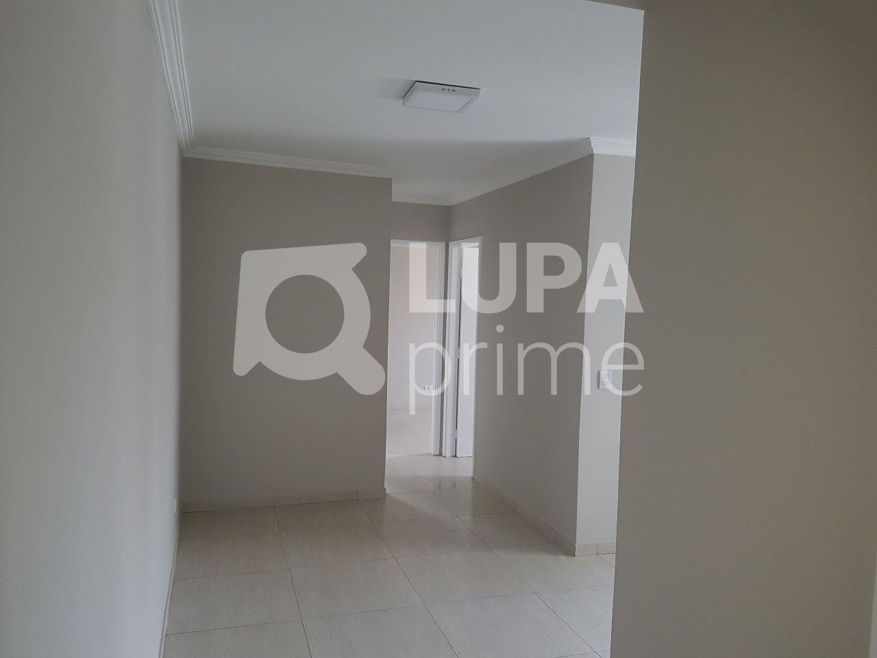 Apartamento à venda com 2 quartos, 56m² - Foto 11