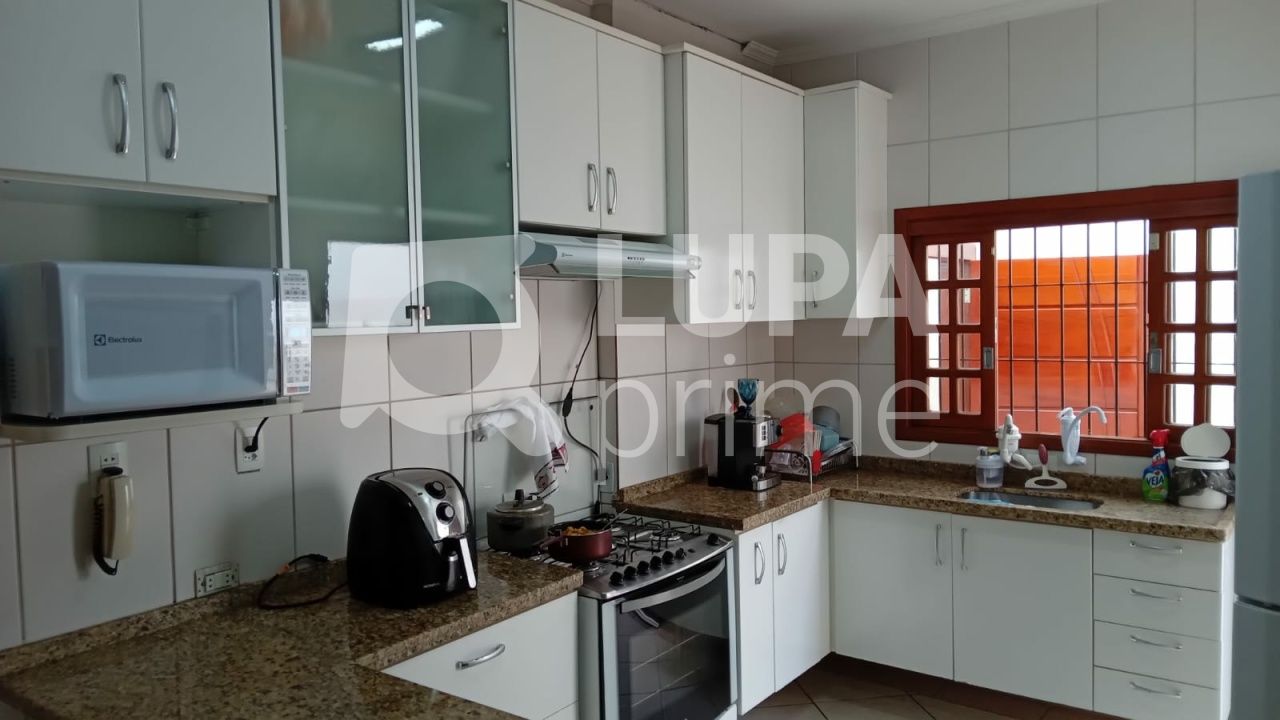 sobrado-venda-sao-paulo-santana-2dormitorios-1suite-2vagas-150m2-LS38789