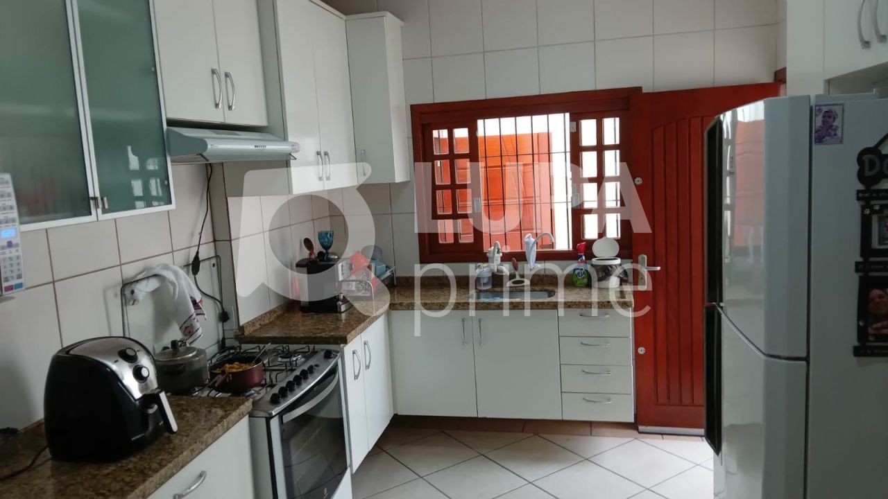 sobrado-venda-sao-paulo-santana-2dormitorios-1suite-2vagas-150m2-LS38789