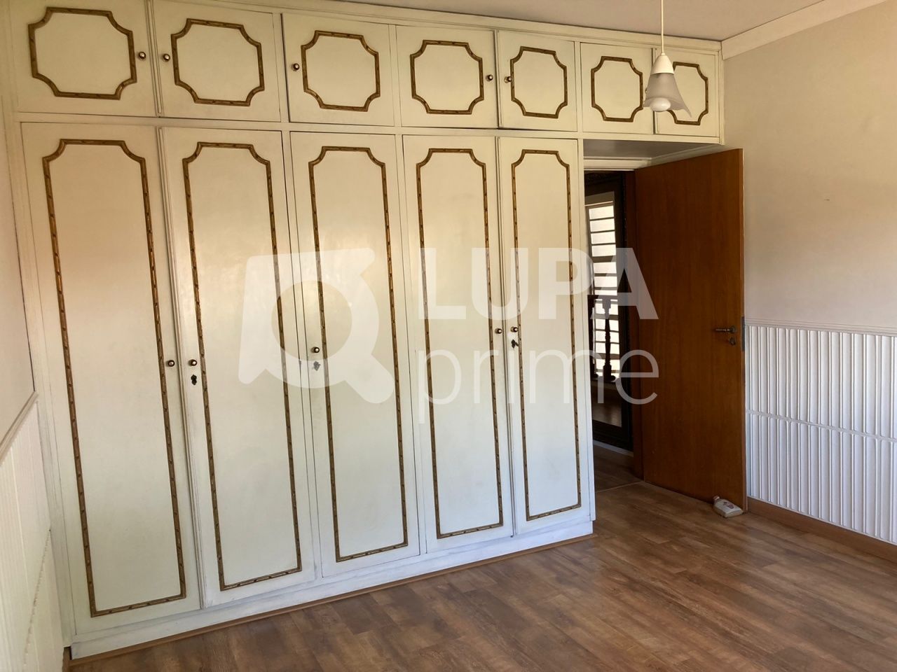 sobrado-venda-sao-paulo-parque-novo-mundo-3dormitorios-1suite-6vagas-240m2-LS38820