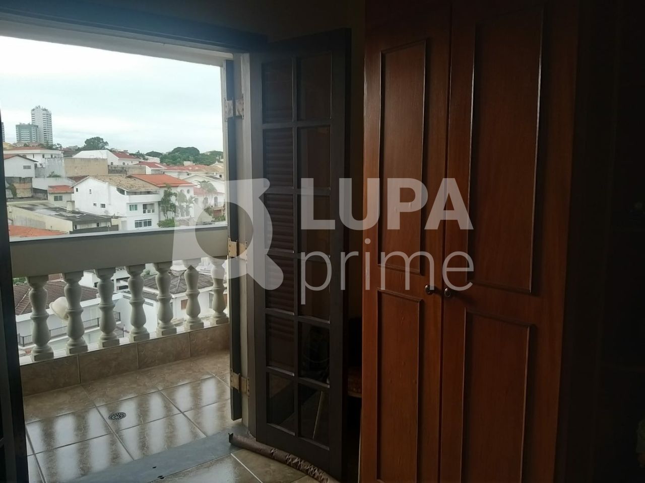 sobrado-venda-sao-paulo-jardim-franca-4dormitorios-4suites-4vagas-300m2-LS38866