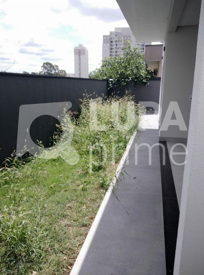 Casa, 3 quartos, 192 m² - Foto 2