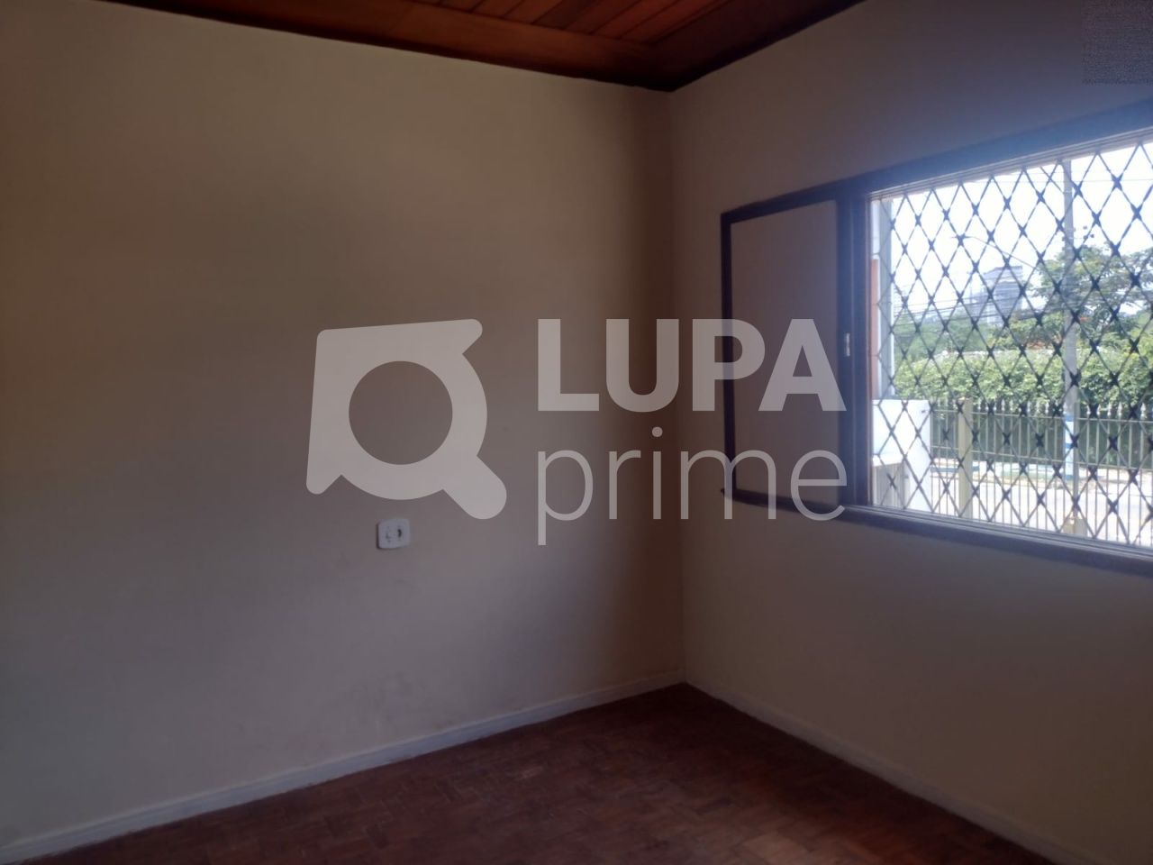 casa-terrea-venda-sao-paulo-piqueri-3dormitorios-1suite-5vagas-135m2-LS39004