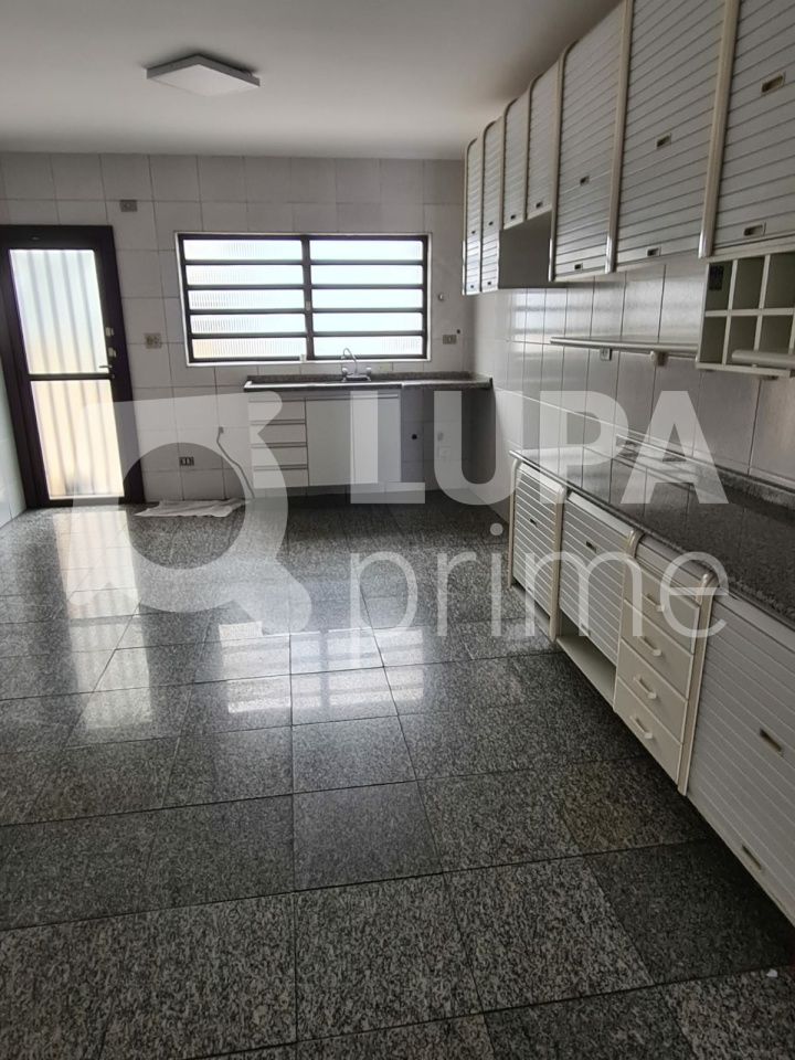 sobrado-venda-sao-paulo-agua-fria-3dormitorios-1suite-3vagas-158m2-LS39026