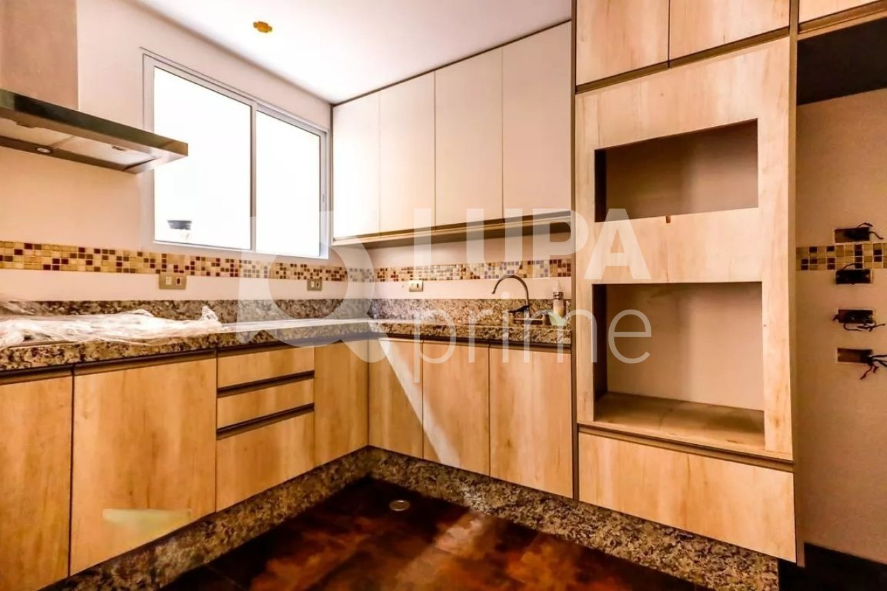 sobrado-venda-sao-paulo-parada-inglesa-4dormitorios-1suite-2vagas-172m2-LS39037