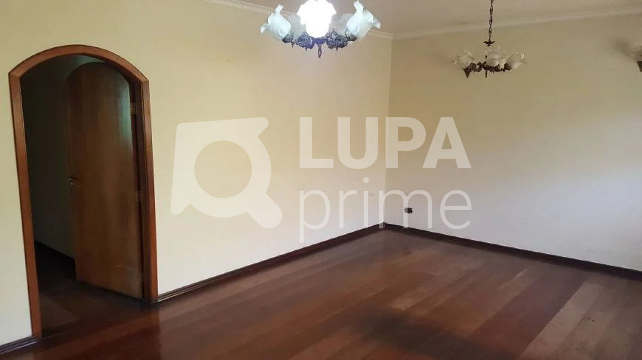 casa-terrea-venda-sao-paulo-sitio-do-morro-2dormitorios-1suite-3vagas-120m2-LS39077