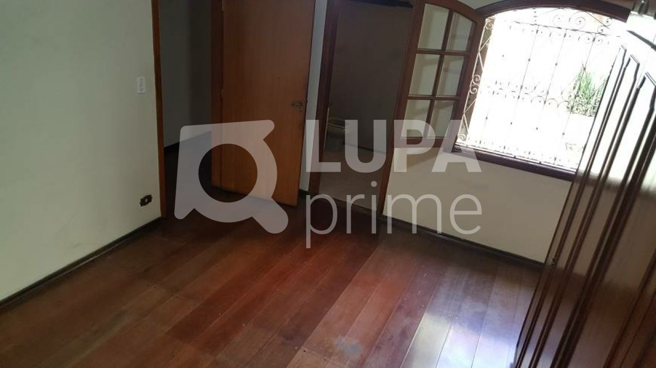 casa-terrea-venda-sao-paulo-sitio-do-morro-2dormitorios-1suite-3vagas-120m2-LS39077