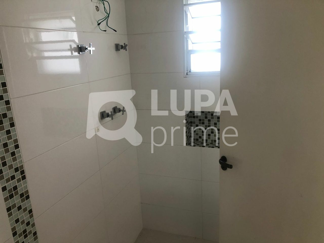 sobrado-venda-sao-paulo-agua-fria-2dormitorios-2suites-2vagas-96m2-LS39100