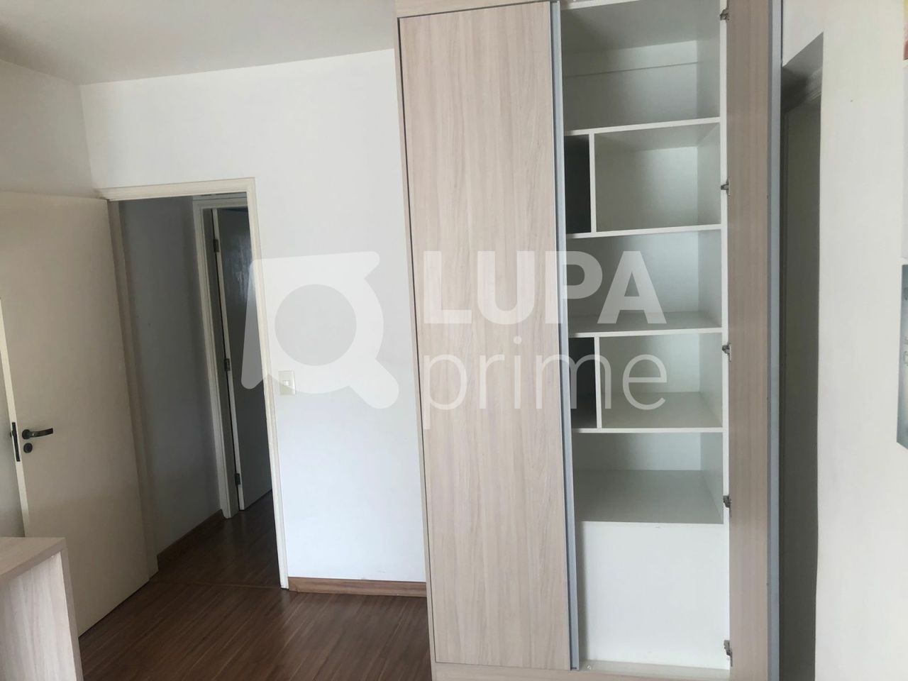 sobrado-venda-sao-paulo-agua-fria-2dormitorios-2suites-2vagas-96m2-LS39100