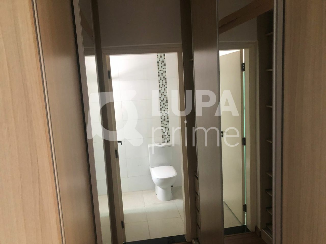 sobrado-venda-sao-paulo-agua-fria-2dormitorios-2suites-2vagas-96m2-LS39100