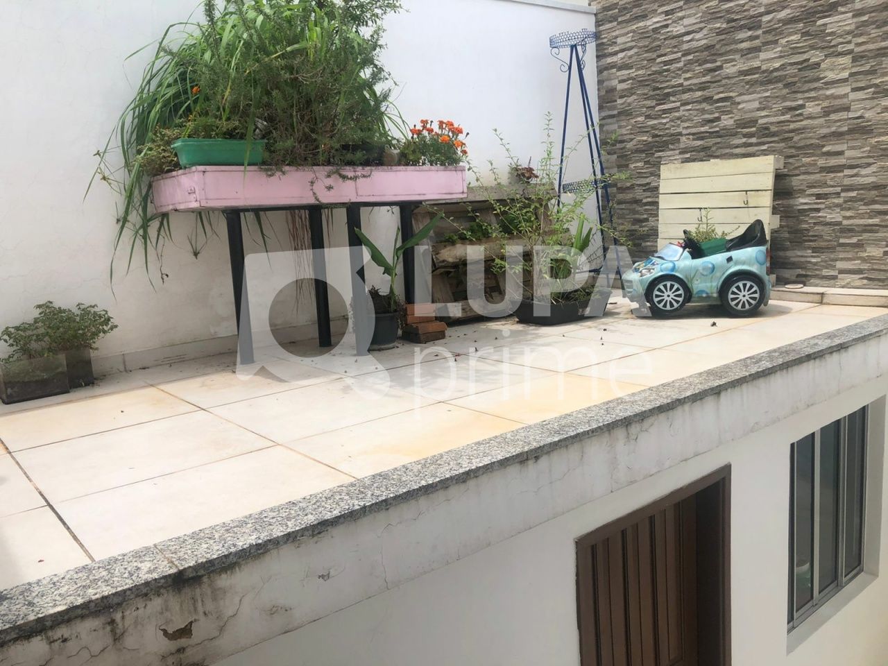 sobrado-venda-sao-paulo-agua-fria-2dormitorios-2suites-2vagas-96m2-LS39100