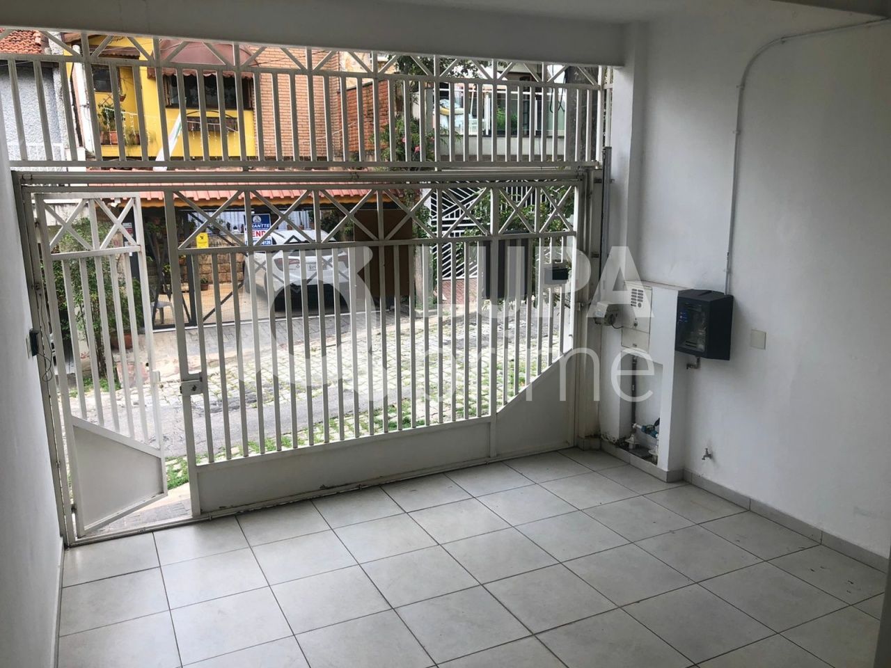 sobrado-venda-sao-paulo-agua-fria-2dormitorios-2suites-2vagas-96m2-LS39100