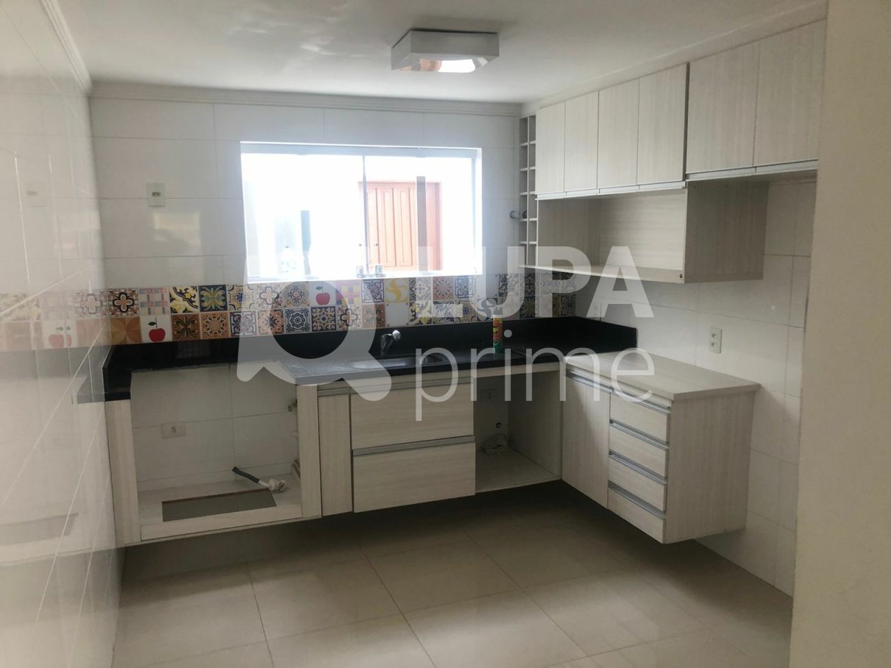 sobrado-venda-sao-paulo-agua-fria-2dormitorios-2suites-2vagas-96m2-LS39100