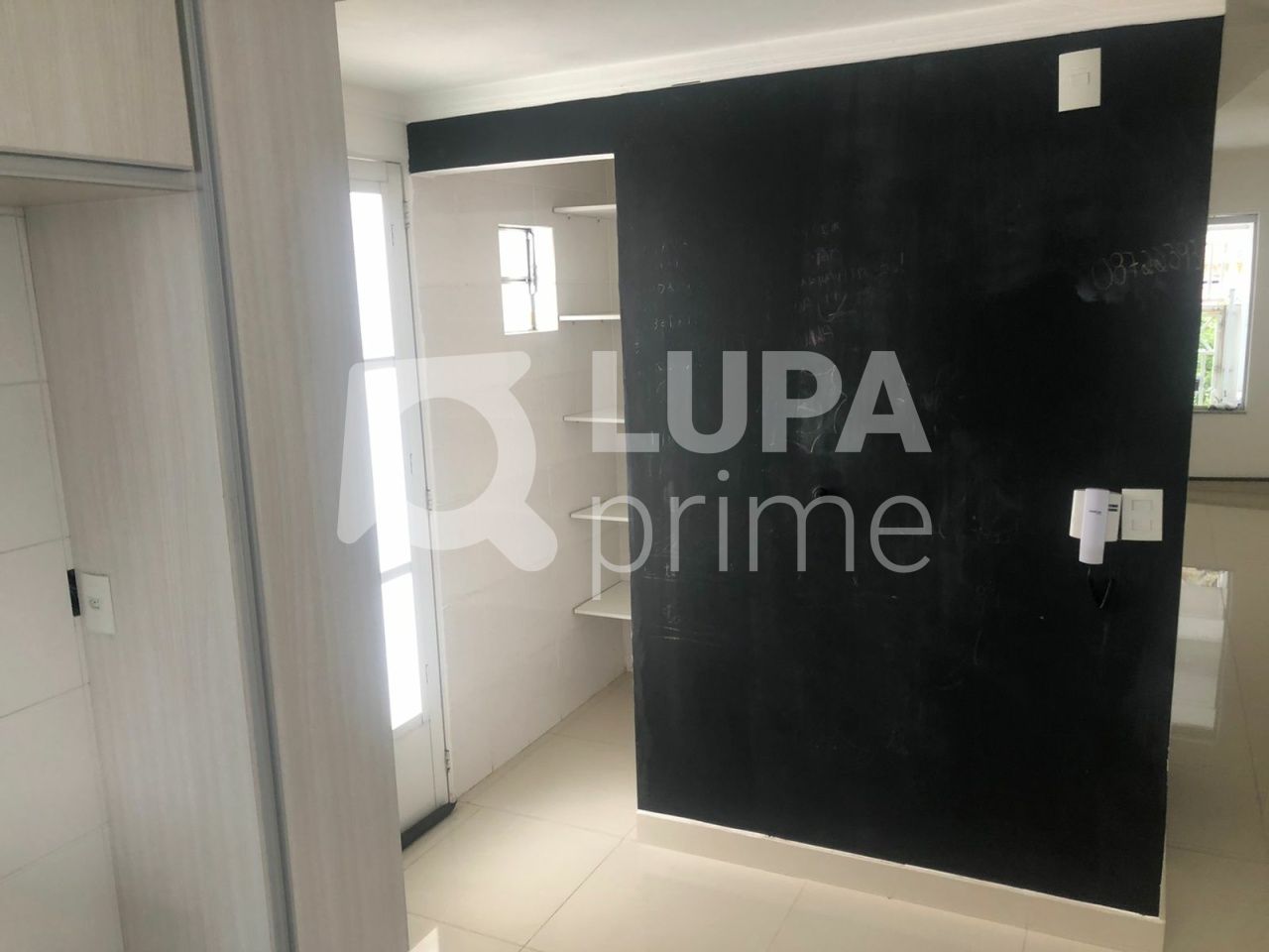 sobrado-venda-sao-paulo-agua-fria-2dormitorios-2suites-2vagas-96m2-LS39100