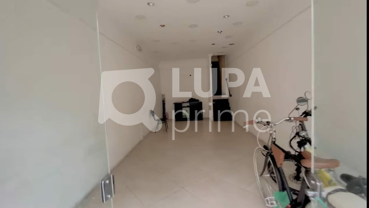 Loja-Salão, 210 m² - Foto 1