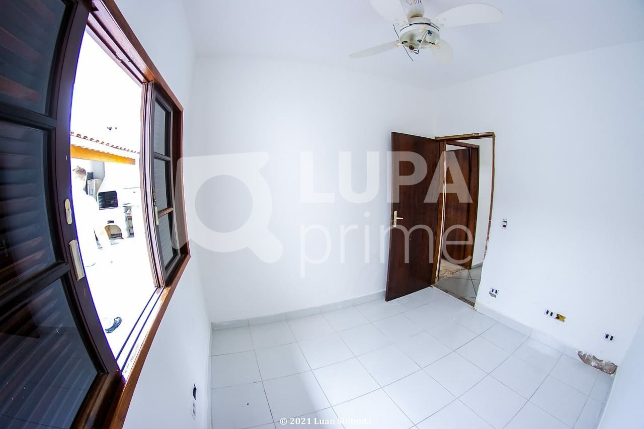 sobrado-venda-sao-paulo-vila-irmaos-arnoni-3dormitorios-5vagas-170m2-LS39191