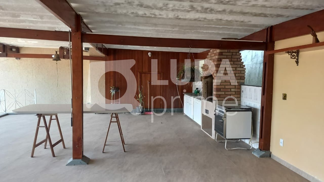 casa-terrea-venda-sao-paulo-vila-irmaos-arnoni-3dormitorios-1suite-10vagas-318m2-LS39213