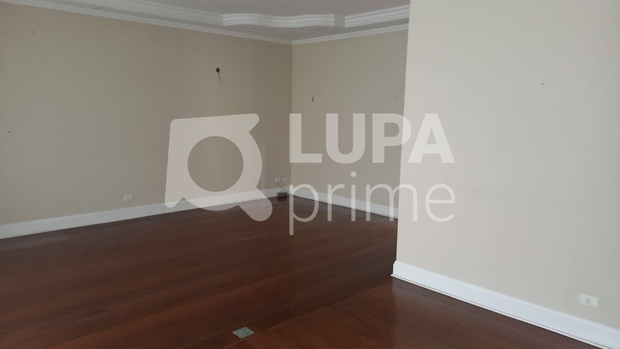 casa-terrea-venda-sao-paulo-vila-irmaos-arnoni-3dormitorios-1suite-10vagas-318m2-LS39213