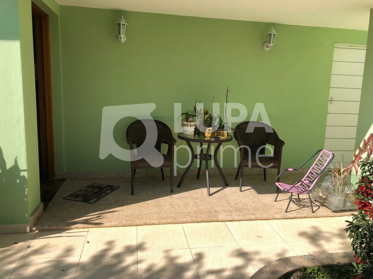 casa-terrea-venda-sao-paulo-jardim-apuana-2dormitorios-2suites-3vagas-134m2-LS39337