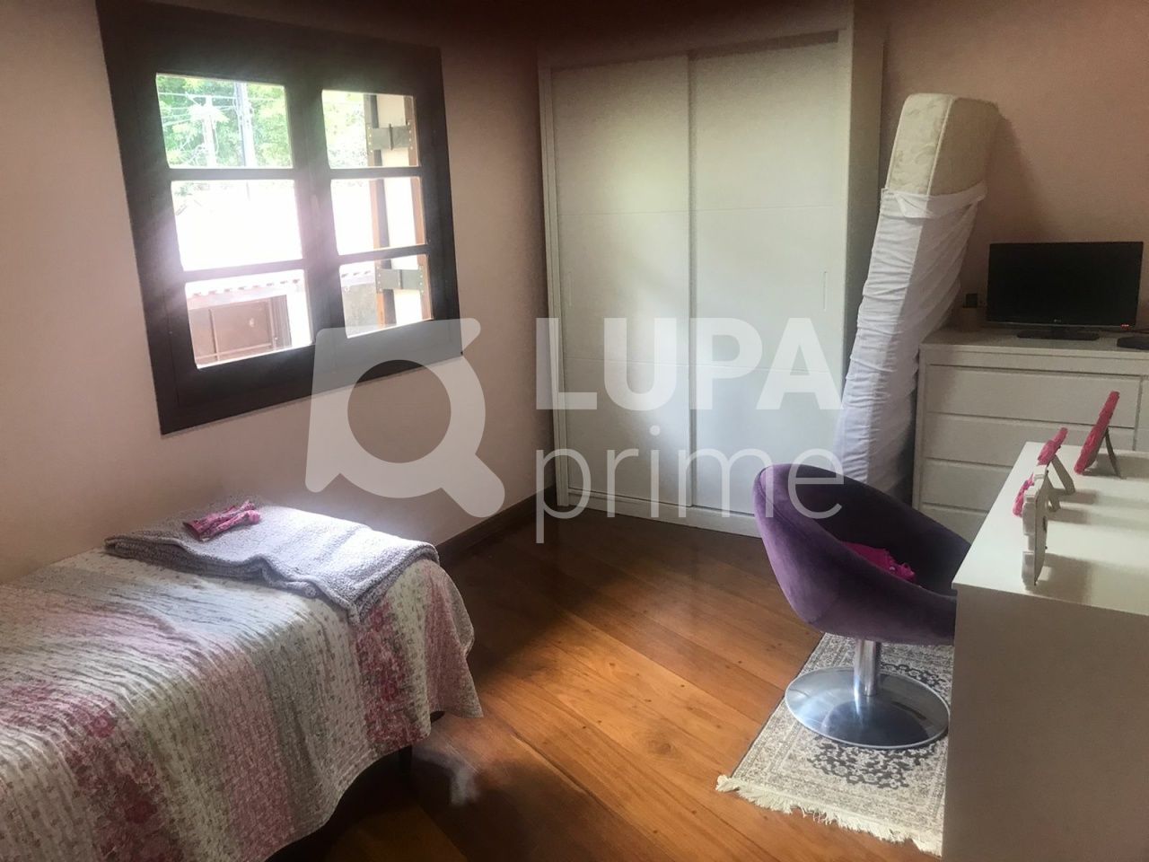 Casa, 4 quartos, 358 m² - Foto 27