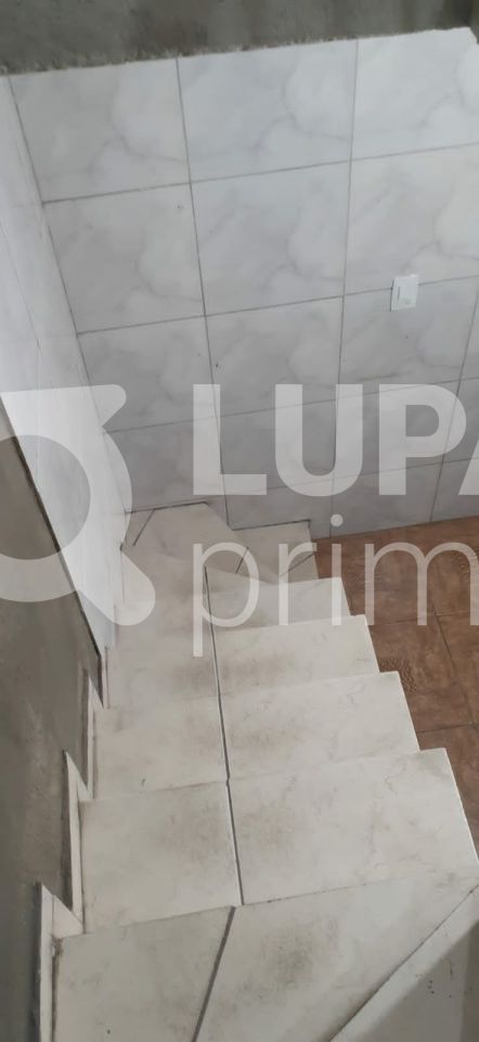 sobrado-venda-sao-paulo-flor-da-cantareira-3dormitorios-2vagas-221m2-LS39395