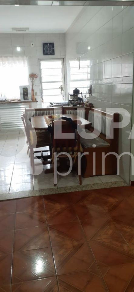 sobrado-venda-sao-paulo-flor-da-cantareira-3dormitorios-2vagas-221m2-LS39395