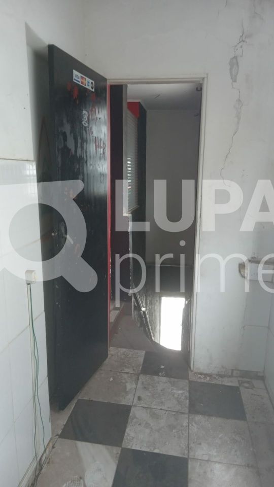 Prédio Inteiro à venda, 275m² - Foto 33