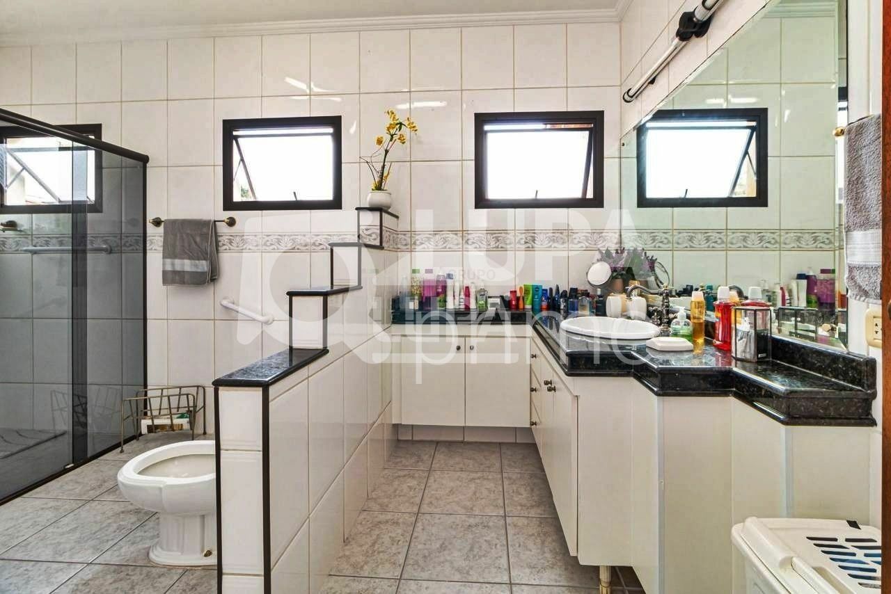 sobrado-venda-sao-paulo-parada-inglesa-4dormitorios-2suites-6vagas-245m2-LS39624