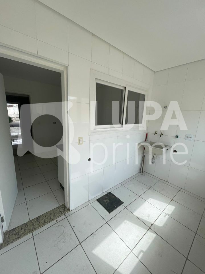 sobrado-venda-sao-paulo-vila-romero-3dormitorios-3suites-2vagas-120m2-LS39764