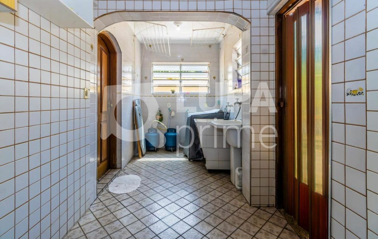 Casa à venda com 3 quartos, 500m² - Foto 29