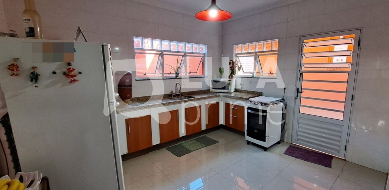 sobrado-venda-sao-paulo-santana-2dormitorios-2suites-3vagas-200m2-LS39797