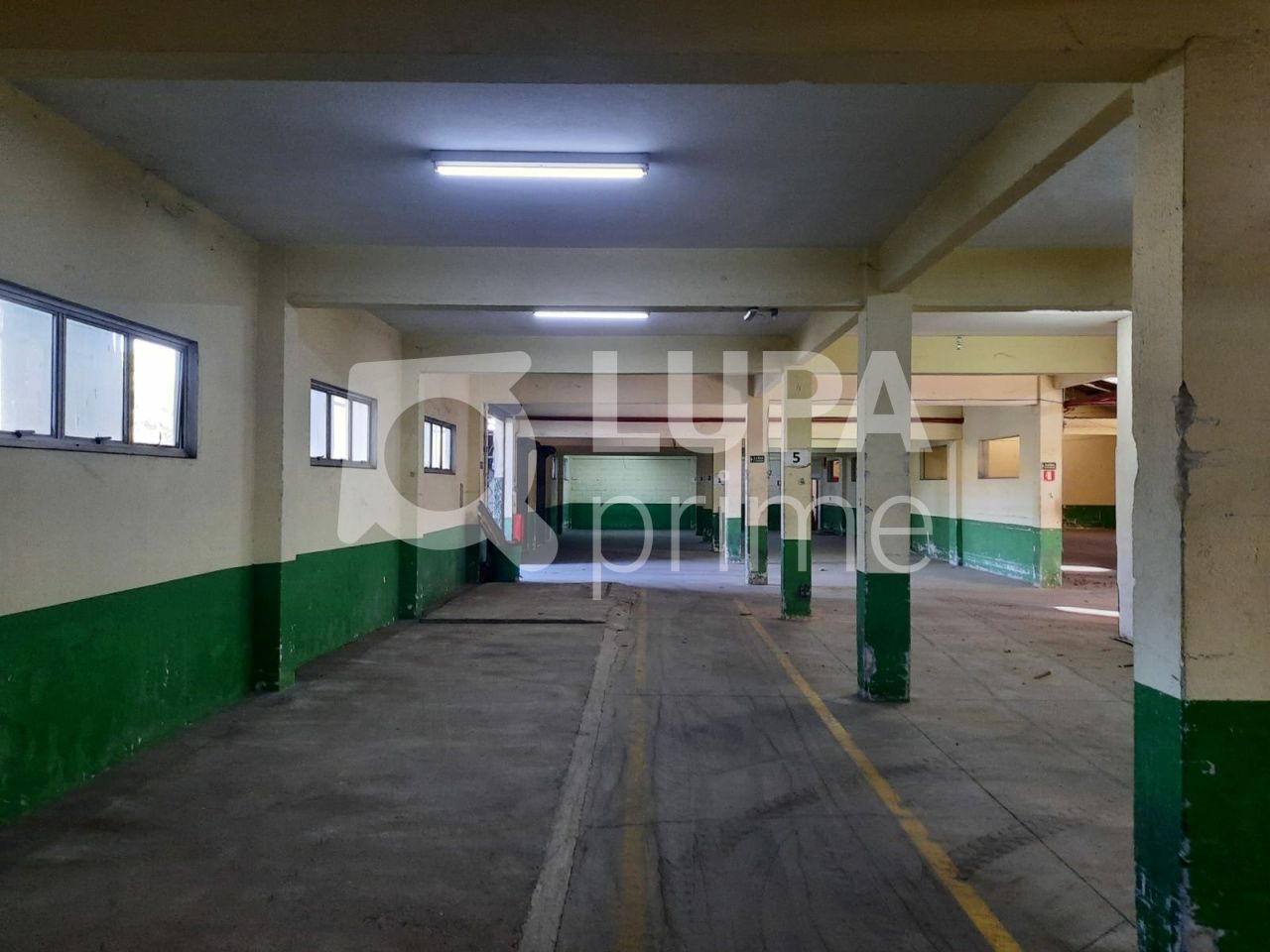 Depósito-Galpão, 4000 m² - Foto 2