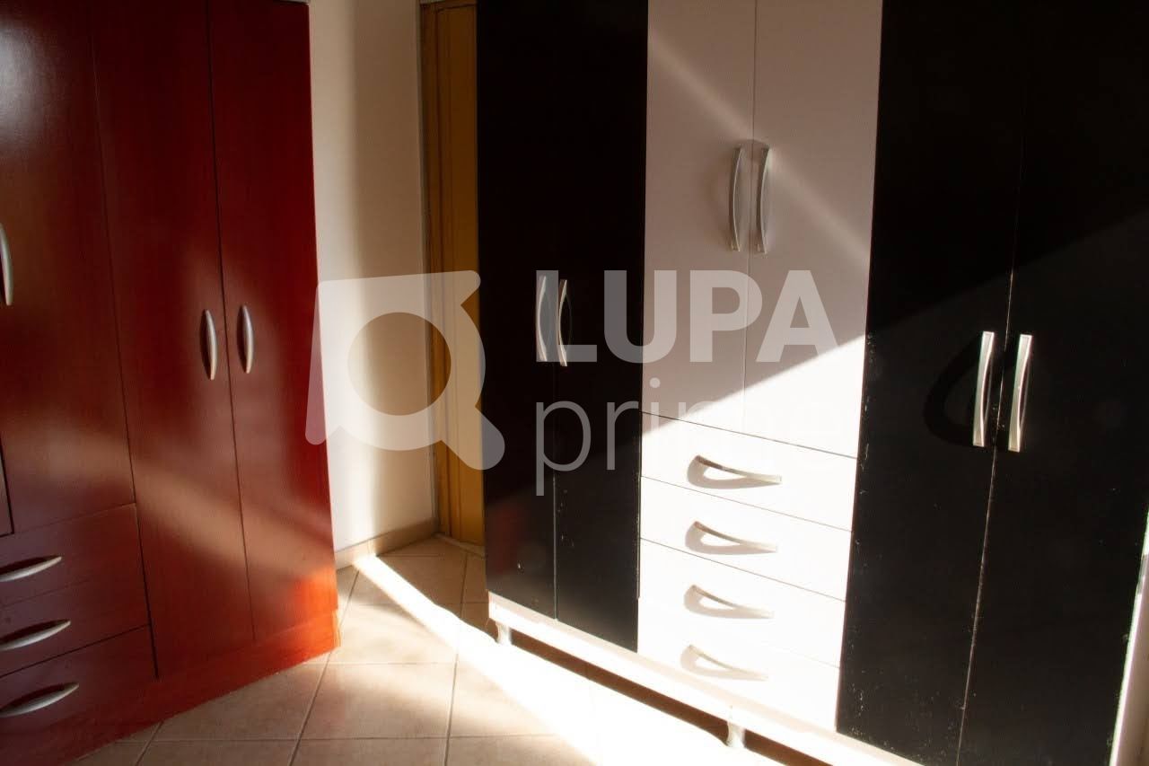 sobrado-venda-sao-paulo-vila-irmaos-arnoni-4dormitorios-1suite-2vagas-140m2-LS39846