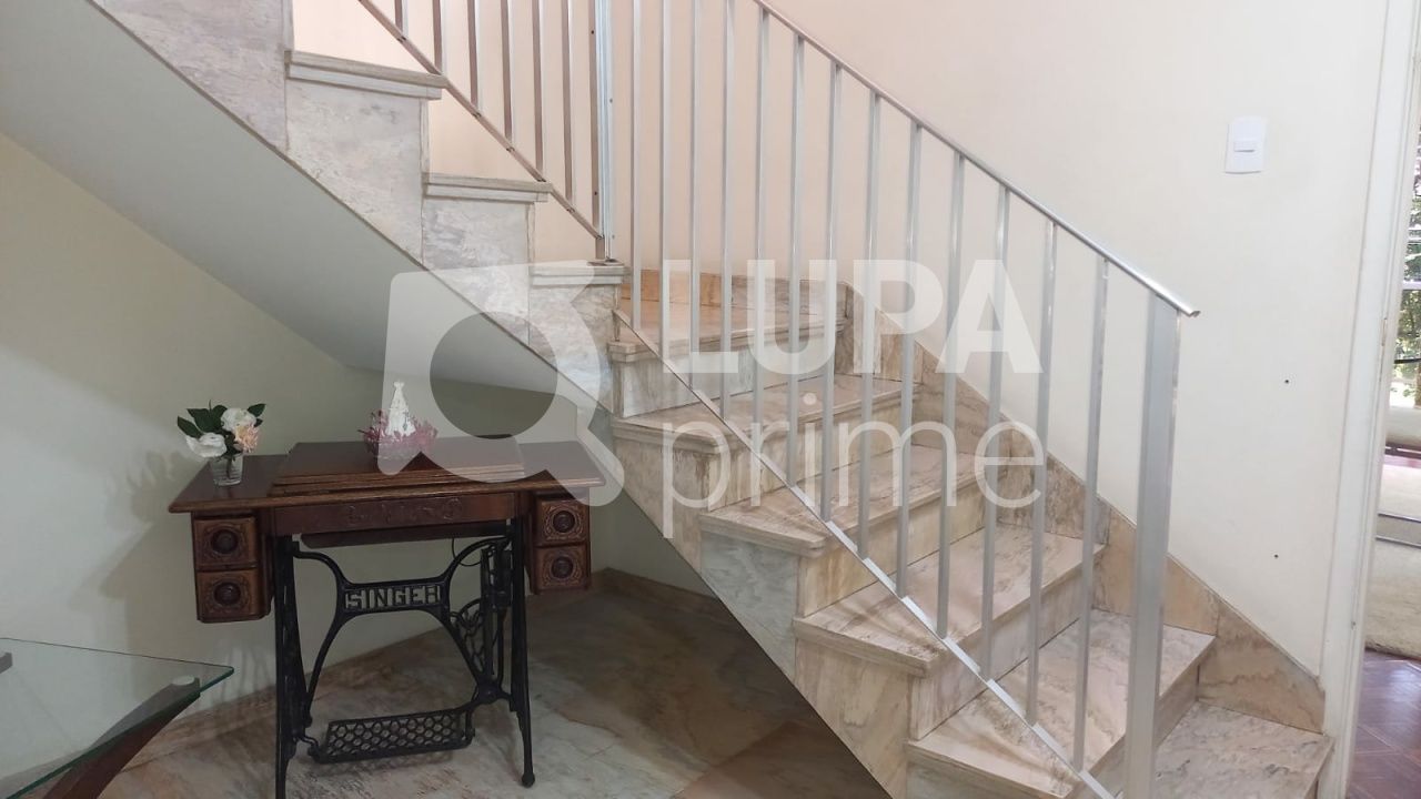 sobrado-venda-sao-paulo-jardim-franca-3dormitorios-1suite-3vagas-260m2-LS39879