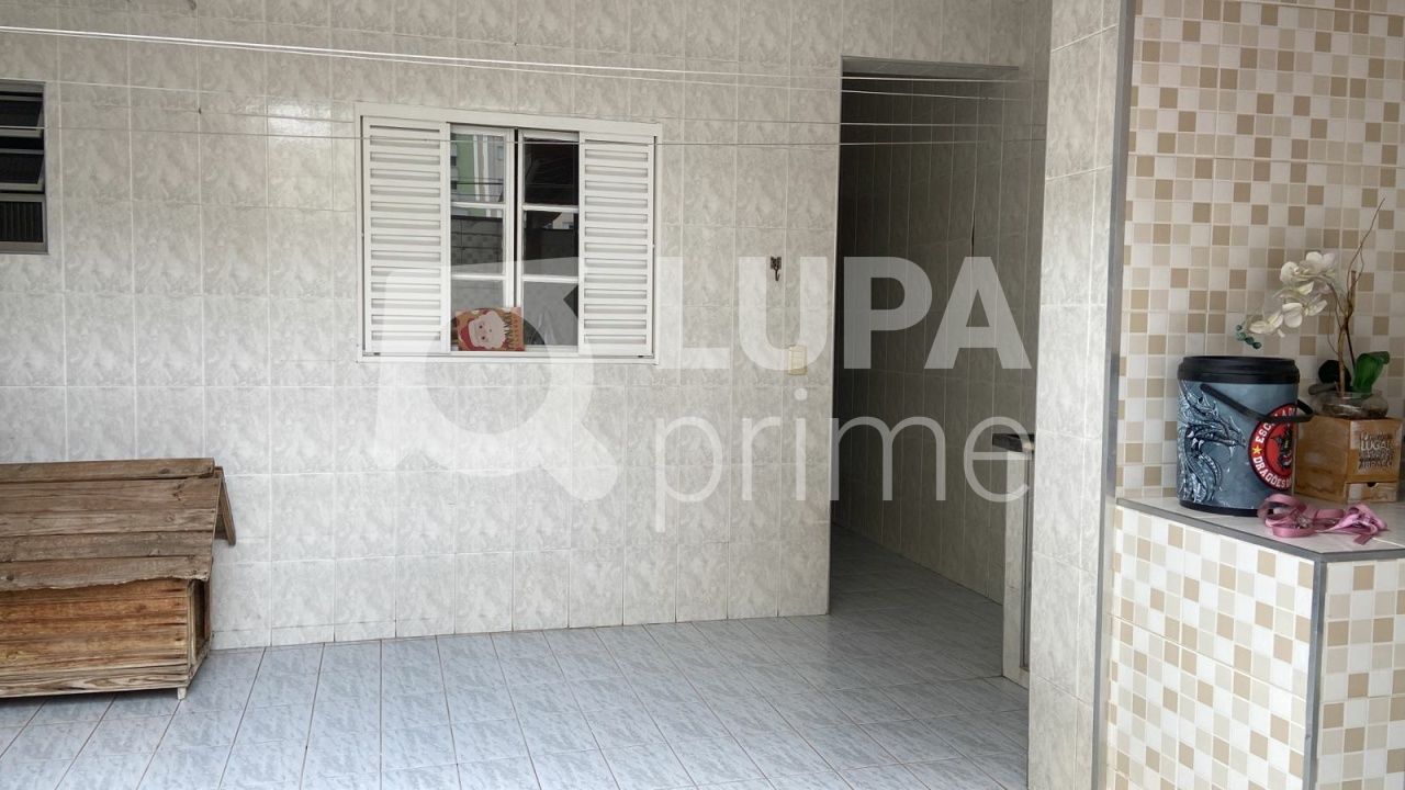 sobrado-venda-sao-paulo-parada-inglesa-3dormitorios-2suites-6vagas-300m2-LS39897