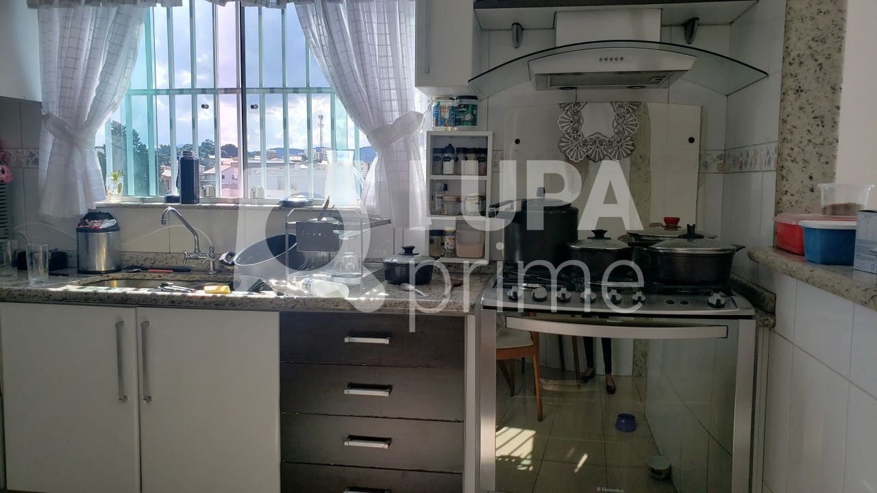 sobrado-venda-sao-paulo-vila-santa-terezinha-zona-norte-3dormitorios-1suite-4vagas-212m2-LS39927