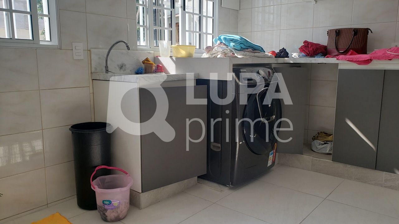 sobrado-venda-sao-paulo-vila-santa-terezinha-zona-norte-3dormitorios-1suite-4vagas-212m2-LS39927