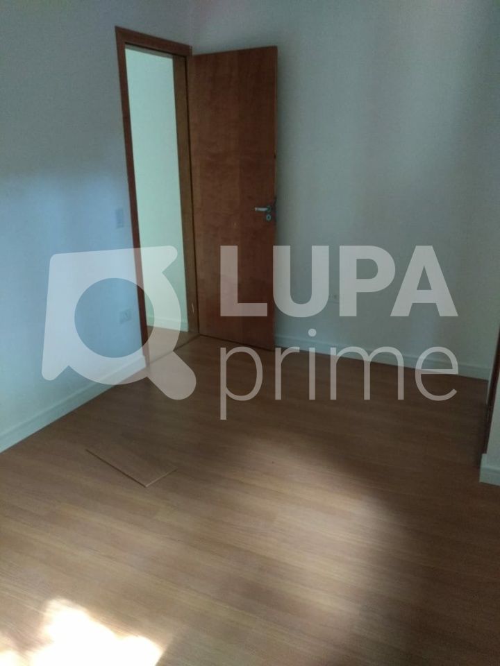 sobrado-venda-sao-paulo-jardim-virginia-bianca-3dormitorios-3suites-5vagas-183m2-LS39969