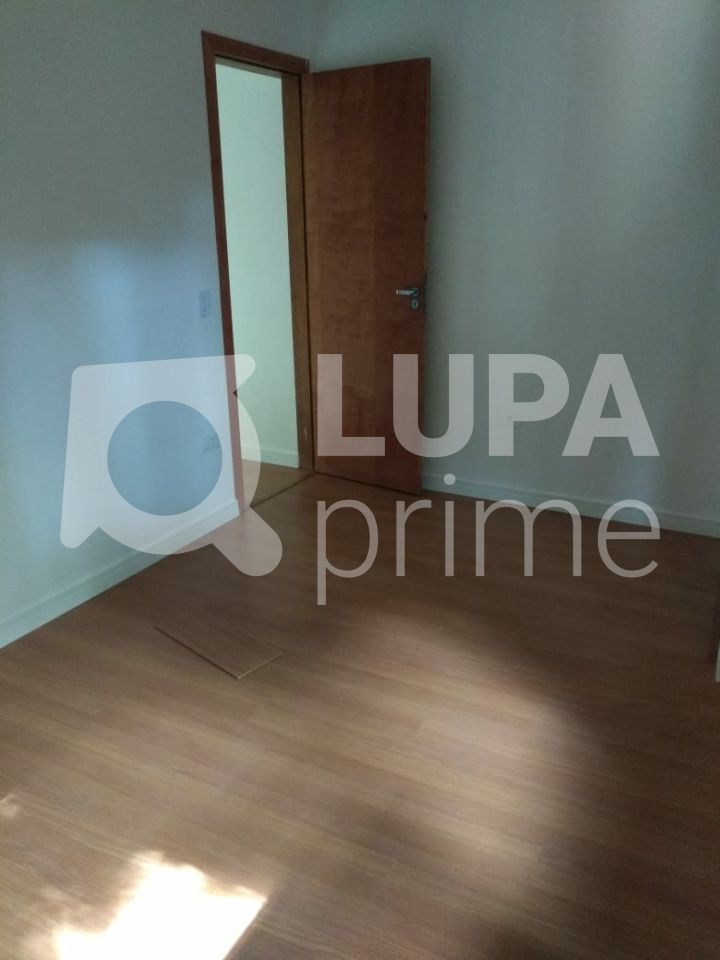 sobrado-venda-sao-paulo-jardim-virginia-bianca-3dormitorios-3suites-5vagas-183m2-LS39969