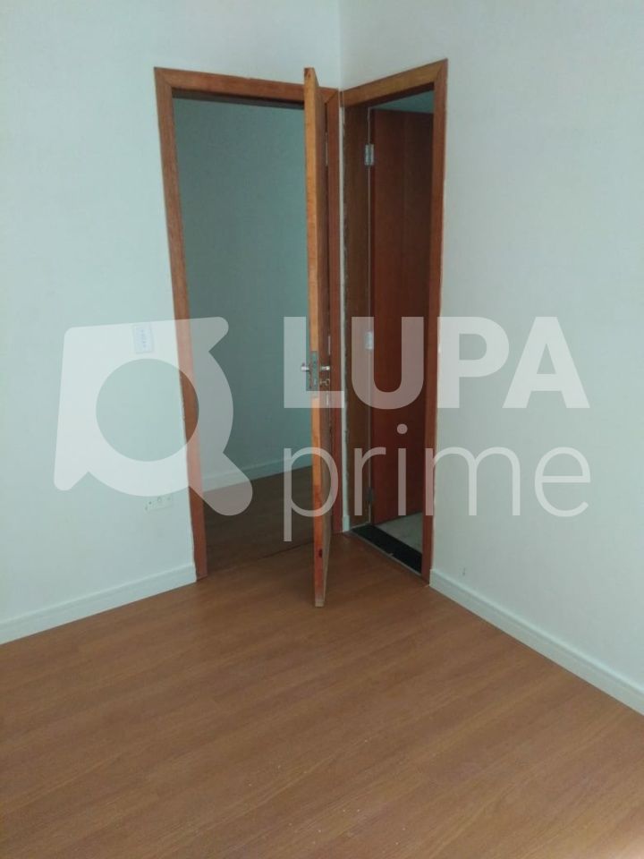 sobrado-venda-sao-paulo-jardim-virginia-bianca-3dormitorios-3suites-5vagas-183m2-LS39969