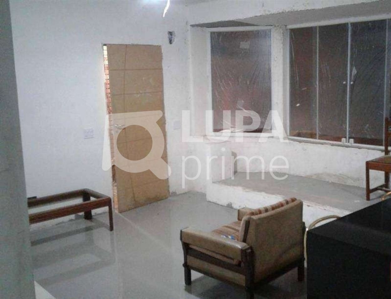 Casa à venda com 6 quartos, 275m² - Foto 4