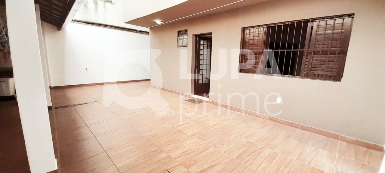 sobrado-venda-sao-paulo-jardim-tremembe-3dormitorios-8vagas-192m2-LS40022