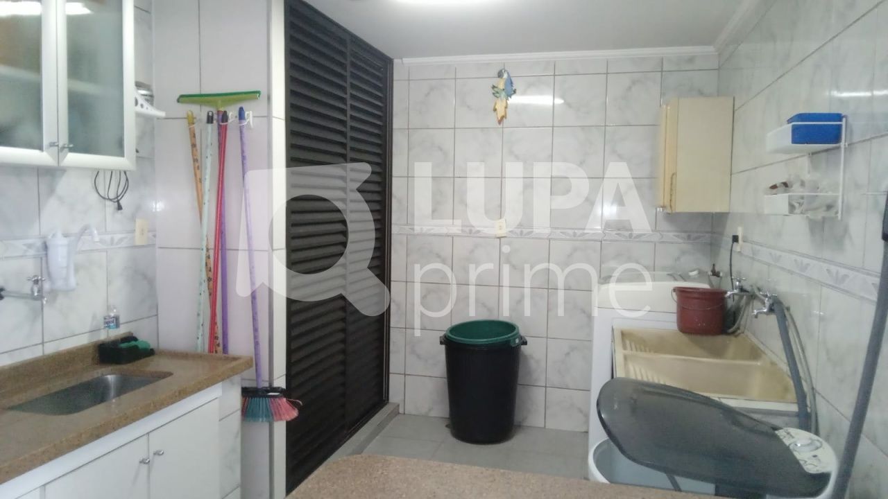 casa-terrea-venda-sao-paulo-vila-nivi-3dormitorios-2suites-7vagas-200m2-LS40041