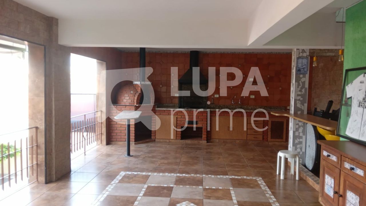 casa-terrea-venda-sao-paulo-vila-nivi-3dormitorios-2suites-7vagas-200m2-LS40041