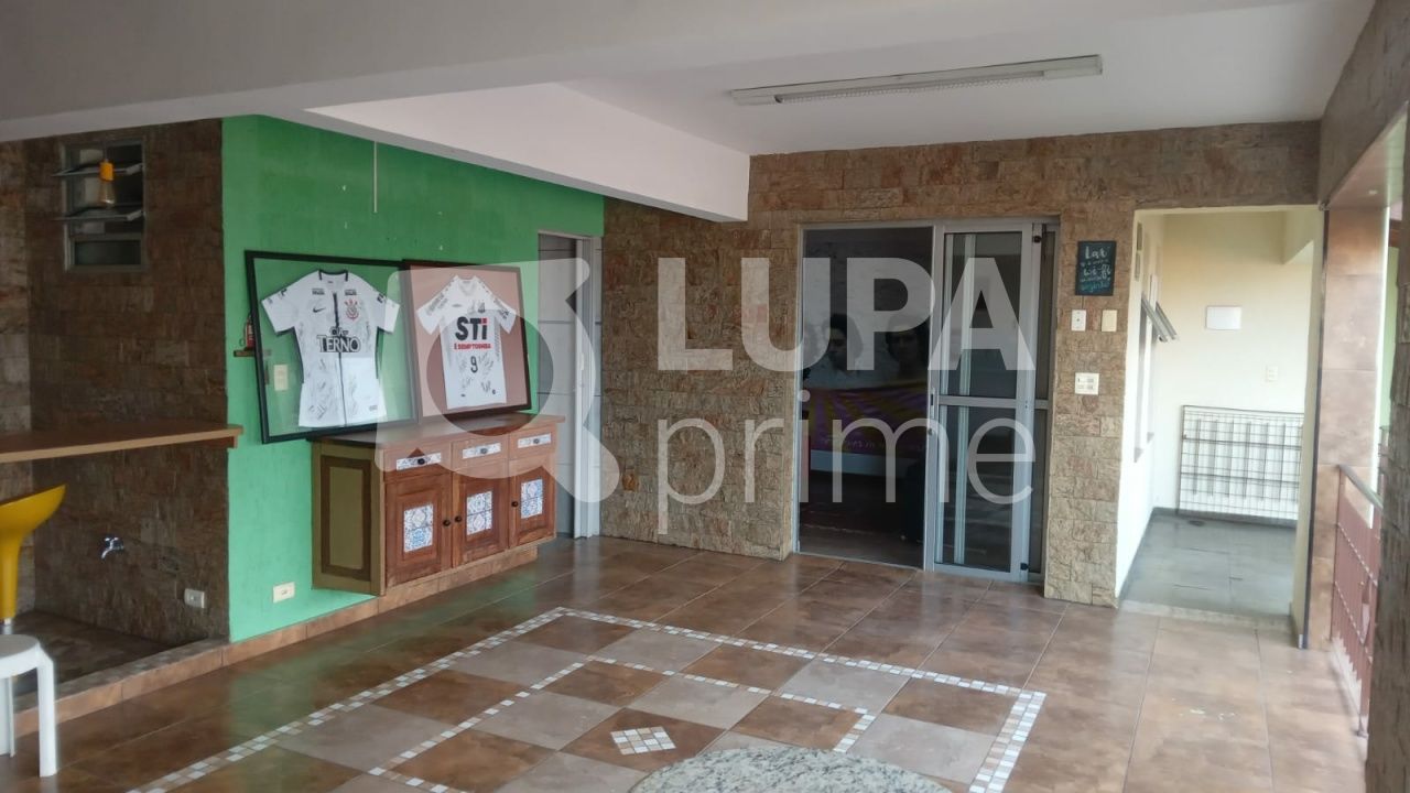 casa-terrea-venda-sao-paulo-vila-nivi-3dormitorios-2suites-7vagas-200m2-LS40041