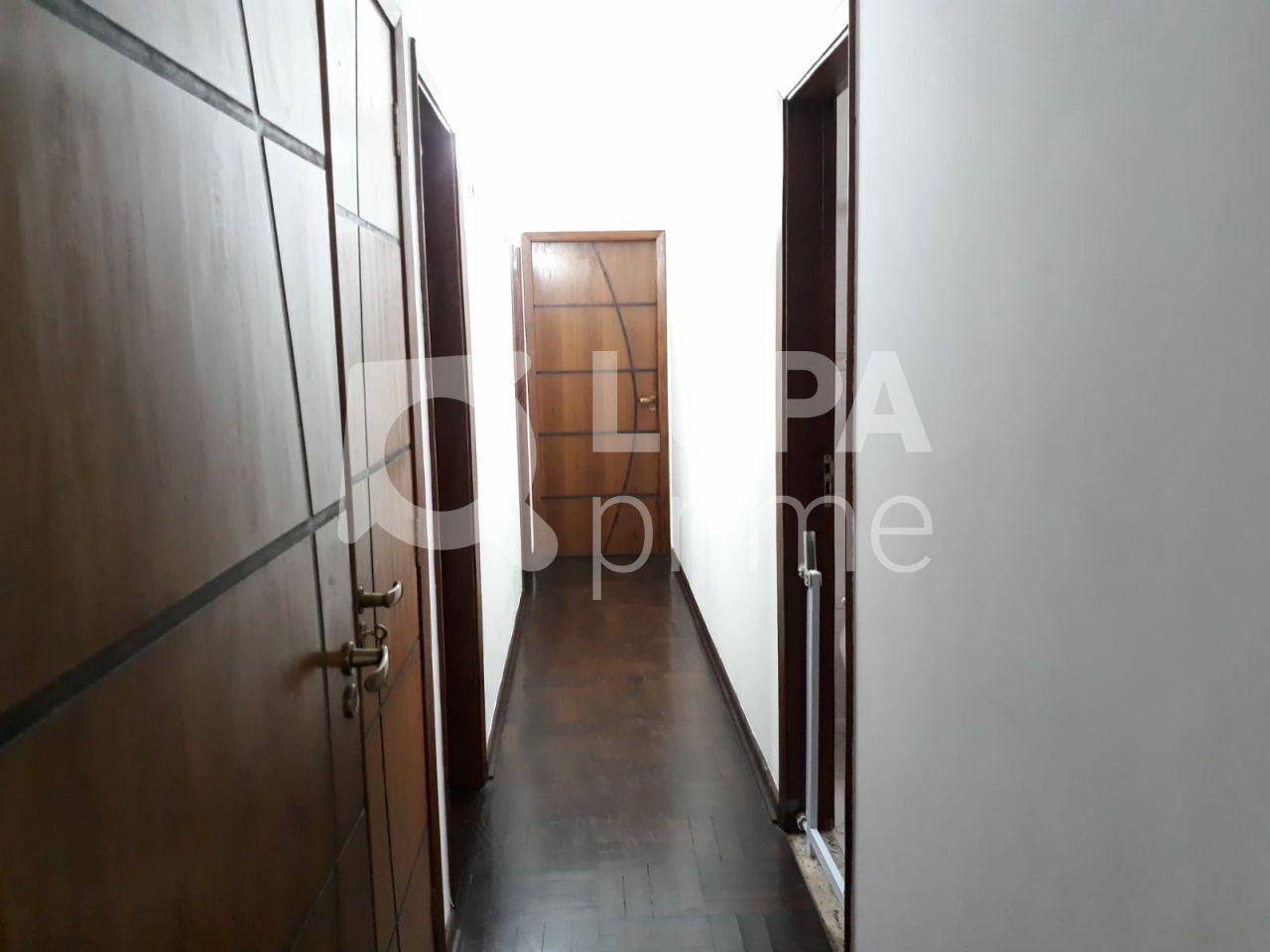 casa-terrea-venda-sao-paulo-barro-branco-3dormitorios-1suite-4vagas-210m2-LS40043