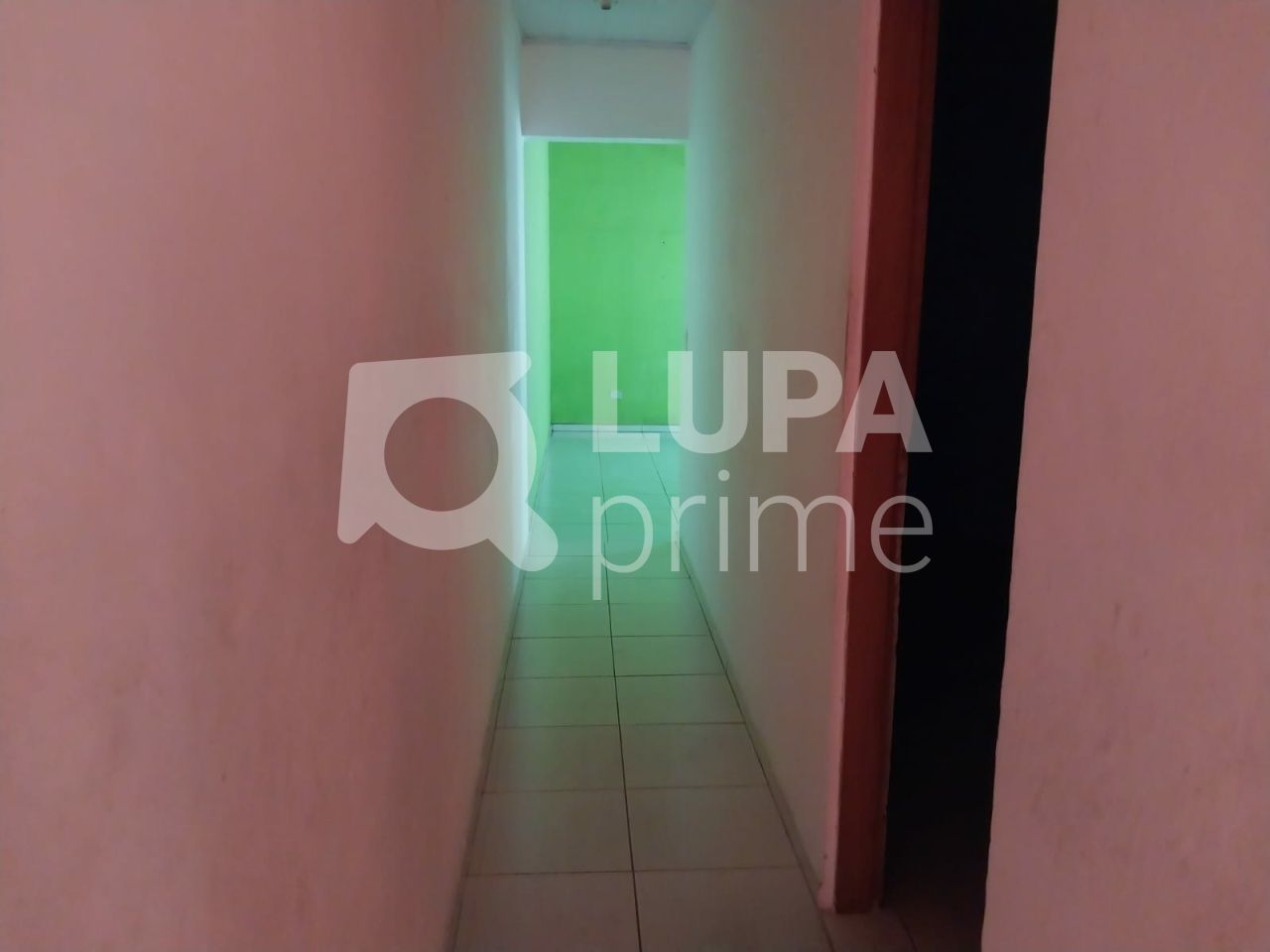 Casa à venda com 3 quartos, 150m² - Foto 8