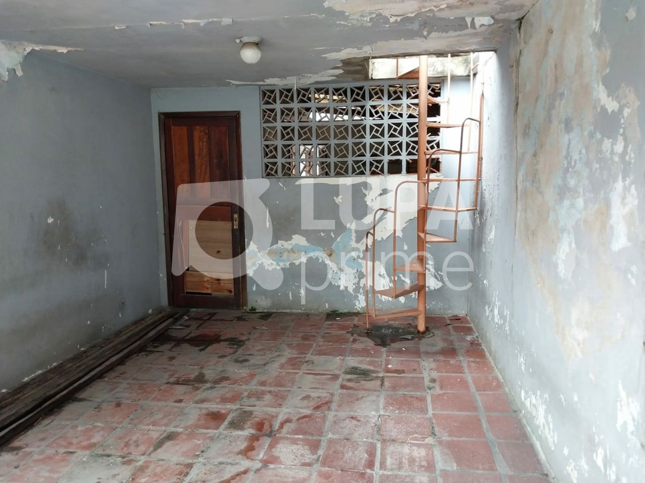 Casa à venda com 3 quartos, 150m² - Foto 2
